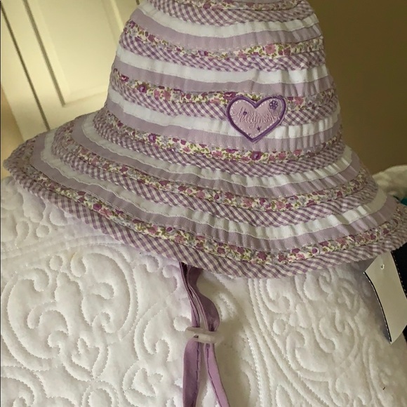 Millymook - Picture 4 of 5